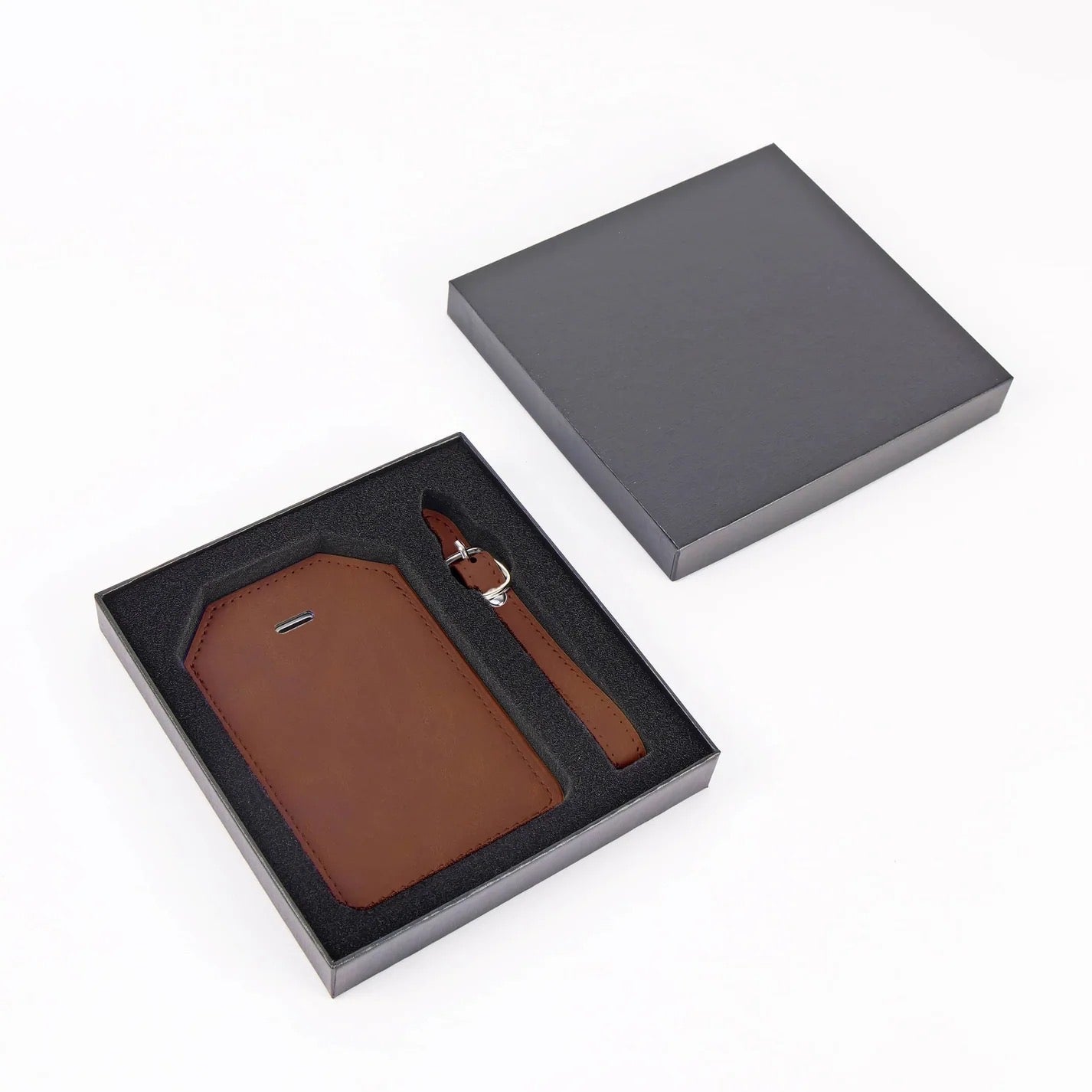 Brown custom engraved Laserette luggage tag with gift box